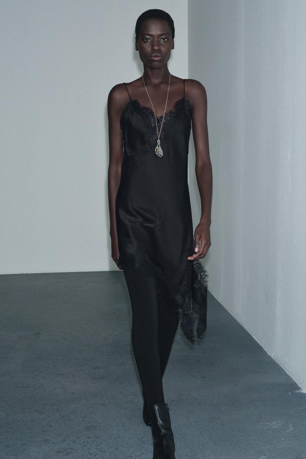 Elisa | Abito Asimmetrico in Pizzo