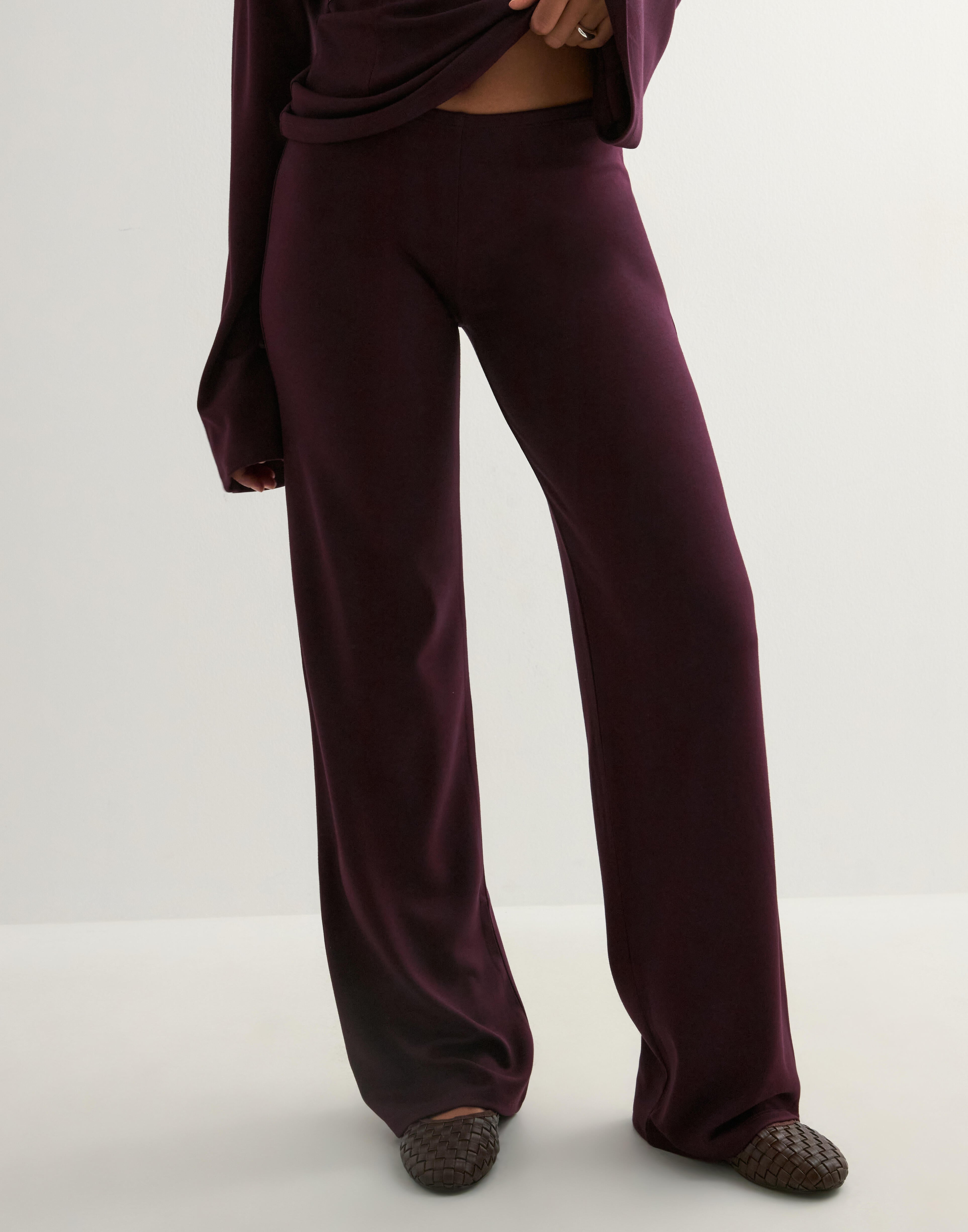 Elvira – Ensemble Elegante