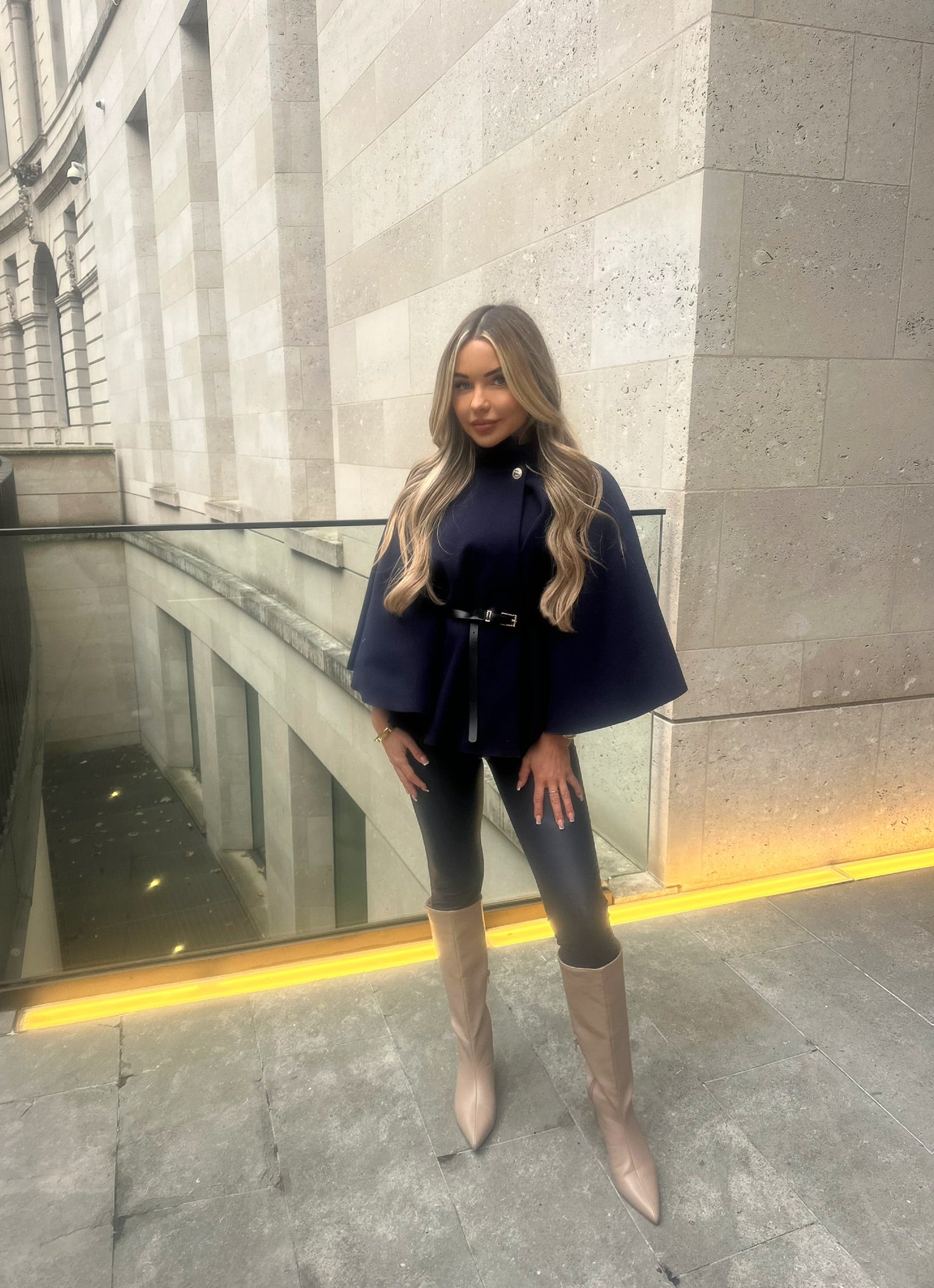 Camille - Poncho con cintura