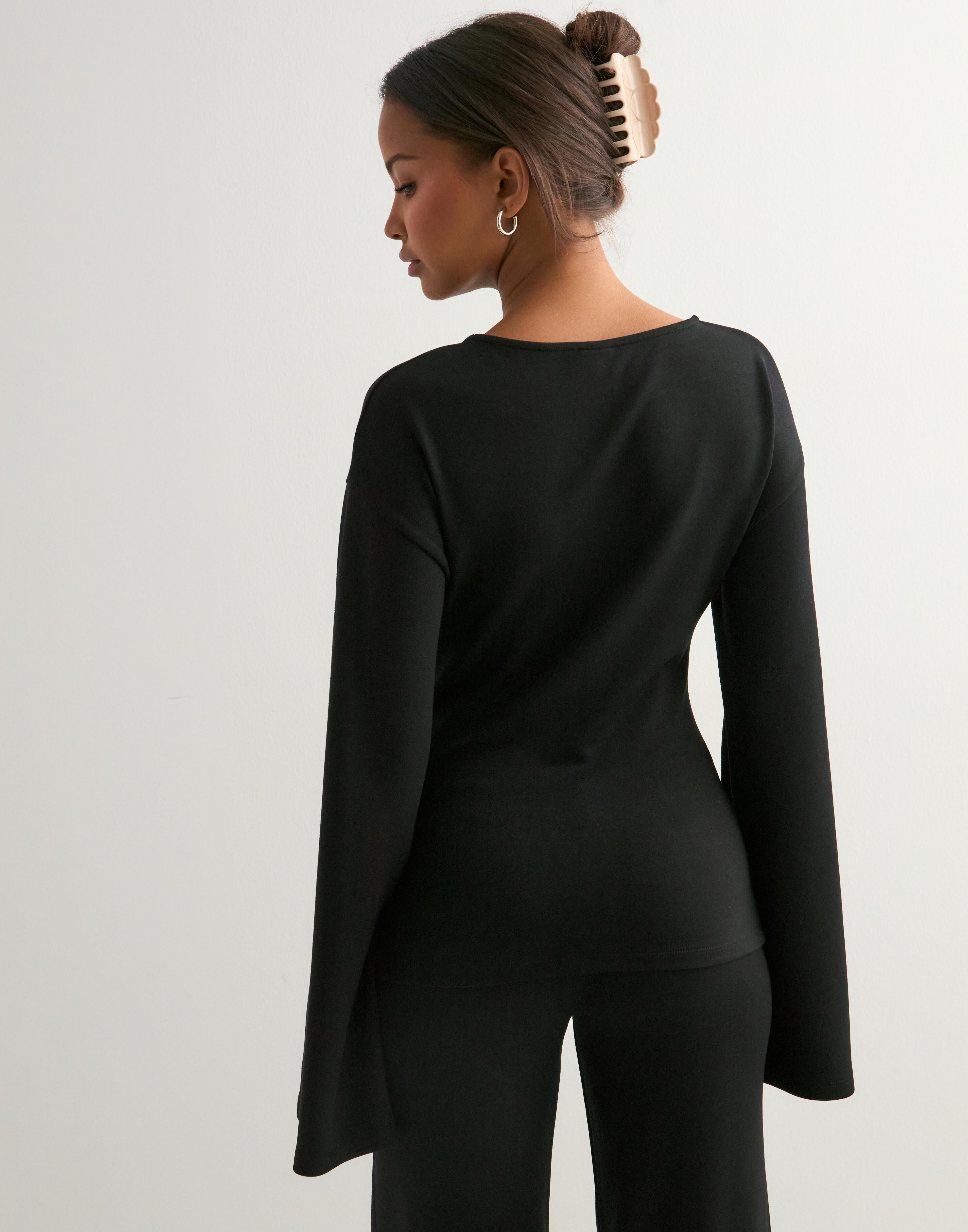 Elvira – Ensemble Elegante