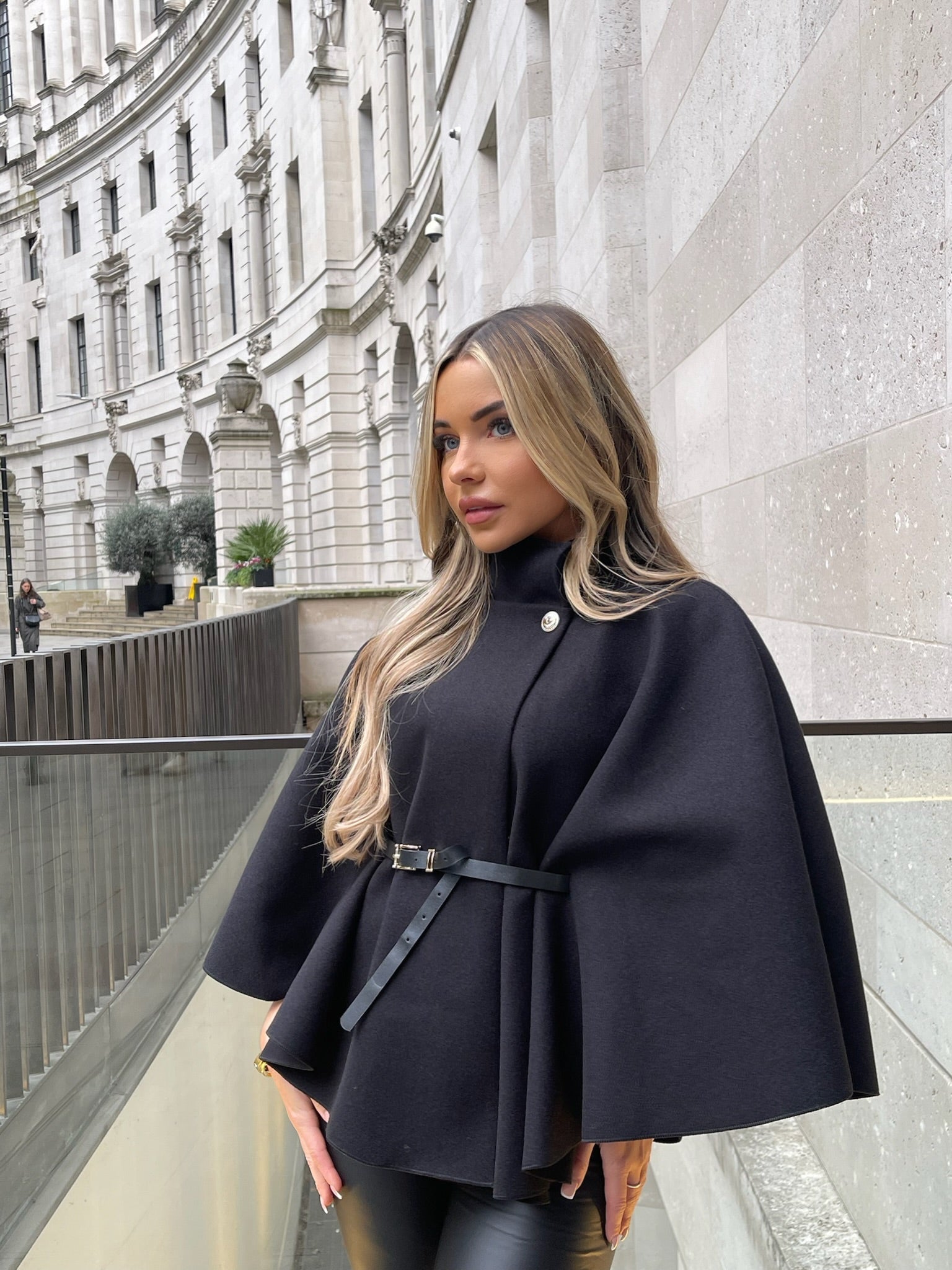 Camille - Poncho con cintura